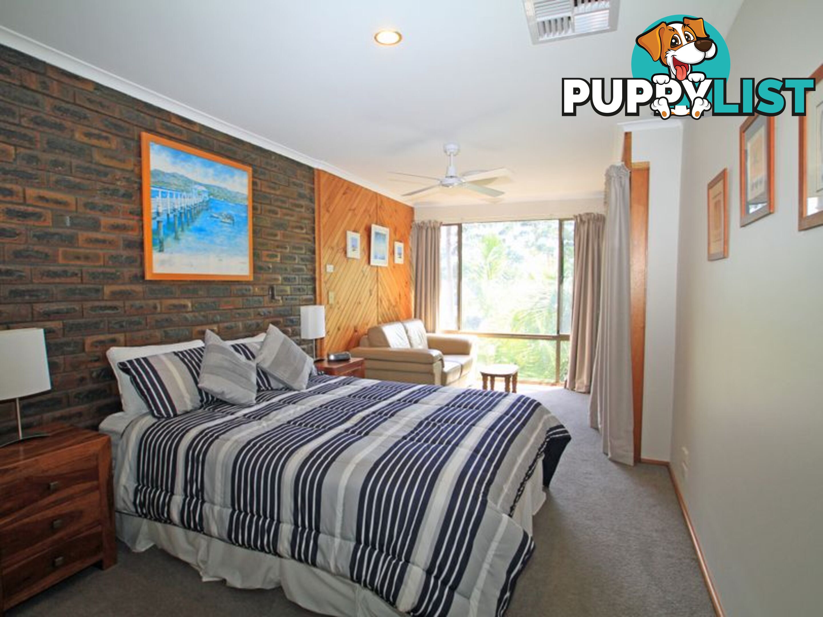 8 Alamein Street SUSSEX INLET NSW 2540