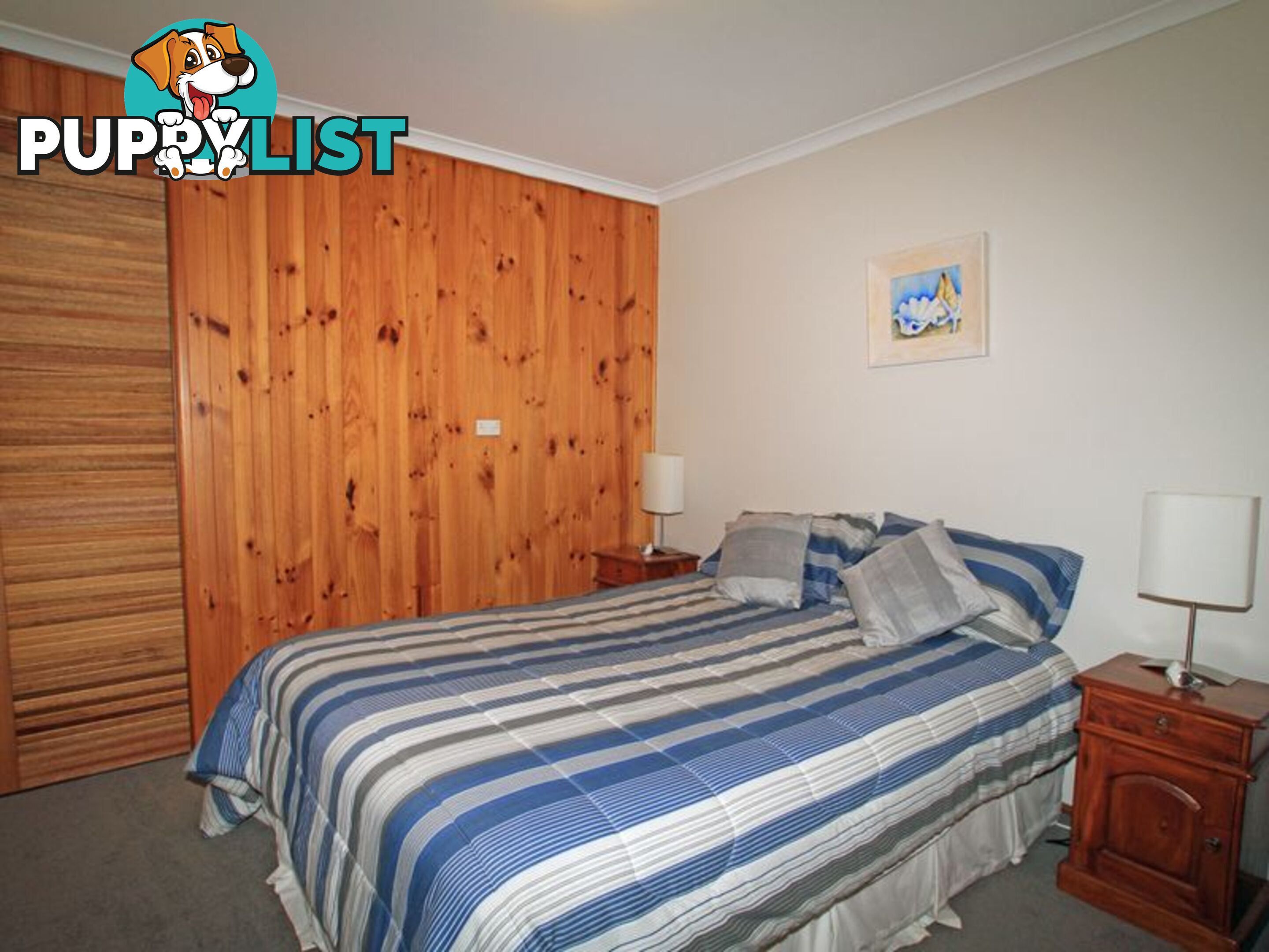 8 Alamein Street SUSSEX INLET NSW 2540