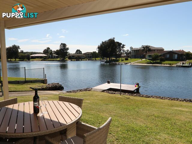 9 Cater Crescent SUSSEX INLET NSW 2540