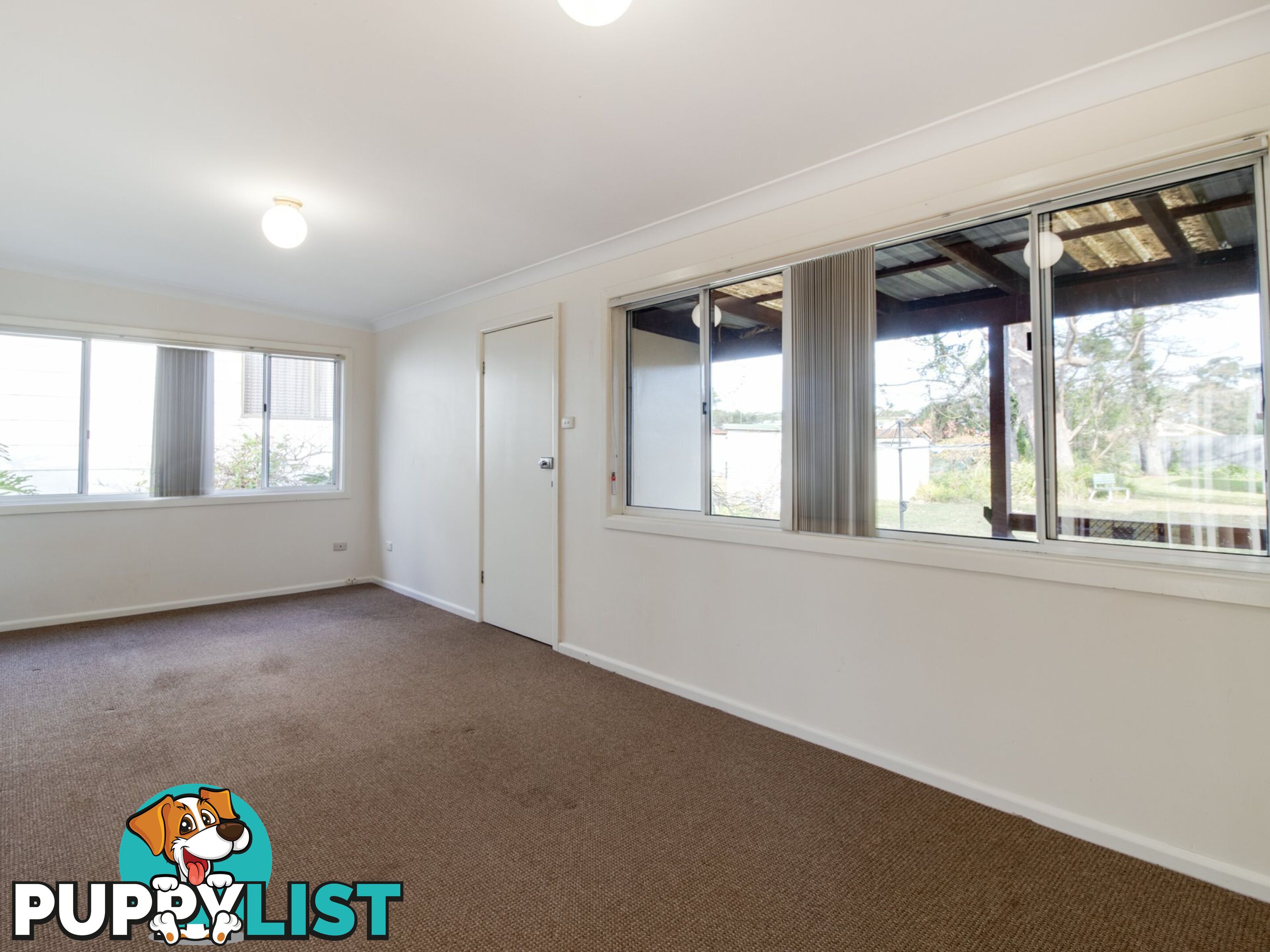 8 Banksia Street SUSSEX INLET NSW 2540