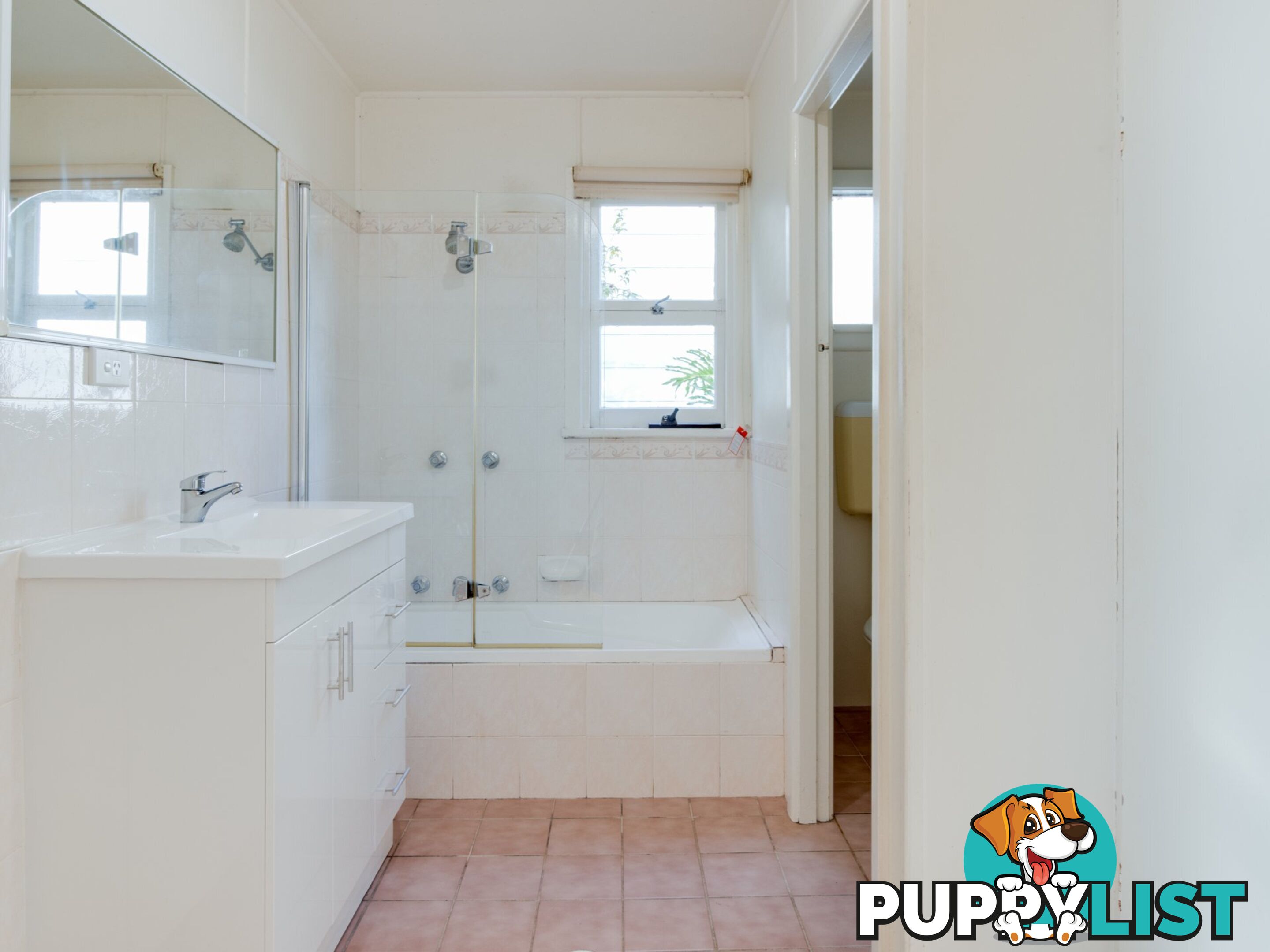 8 Banksia Street SUSSEX INLET NSW 2540
