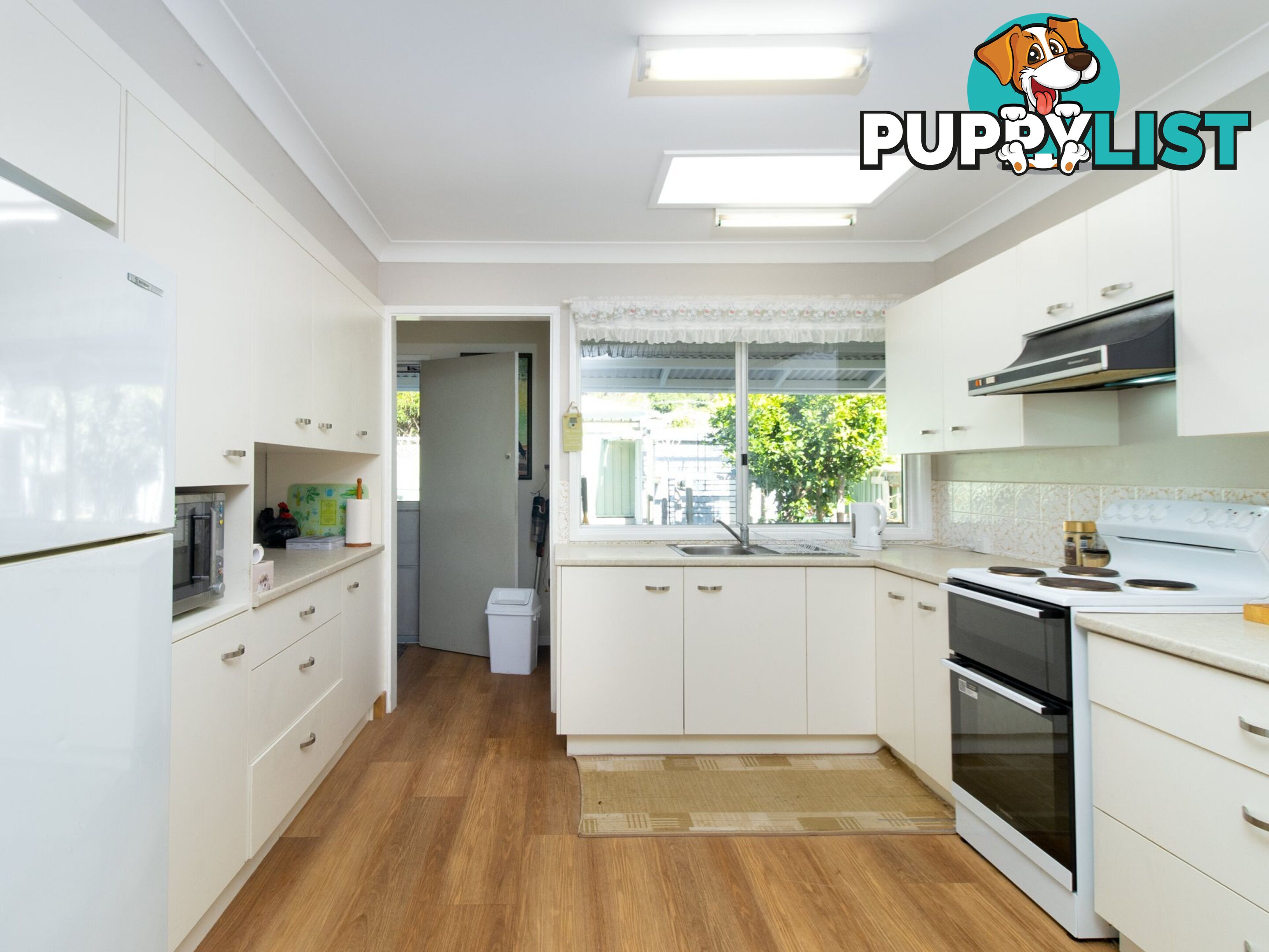 16 Boatharbour Drive SUSSEX INLET NSW 2540