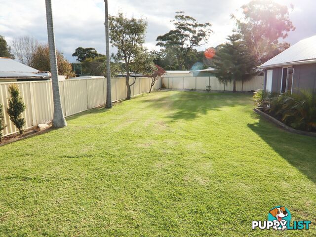 39 Lyons Road SUSSEX INLET NSW 2540