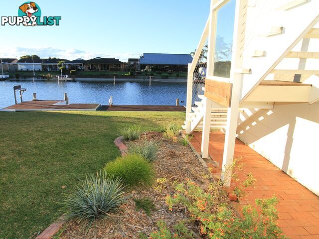 53 Cater Crescent SUSSEX INLET NSW 2540