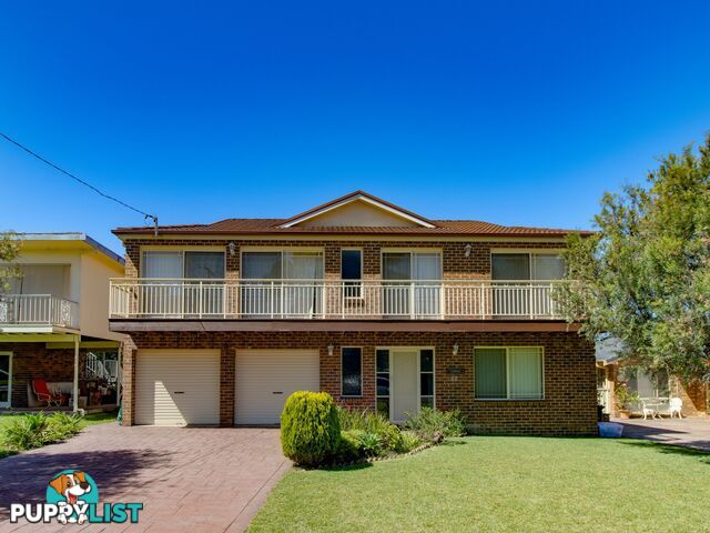 42 Tradewinds Avenue SUSSEX INLET NSW 2540