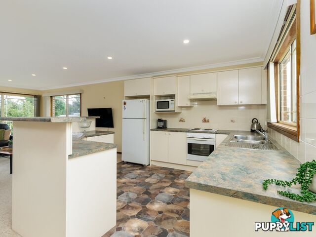 42 Tradewinds Avenue SUSSEX INLET NSW 2540