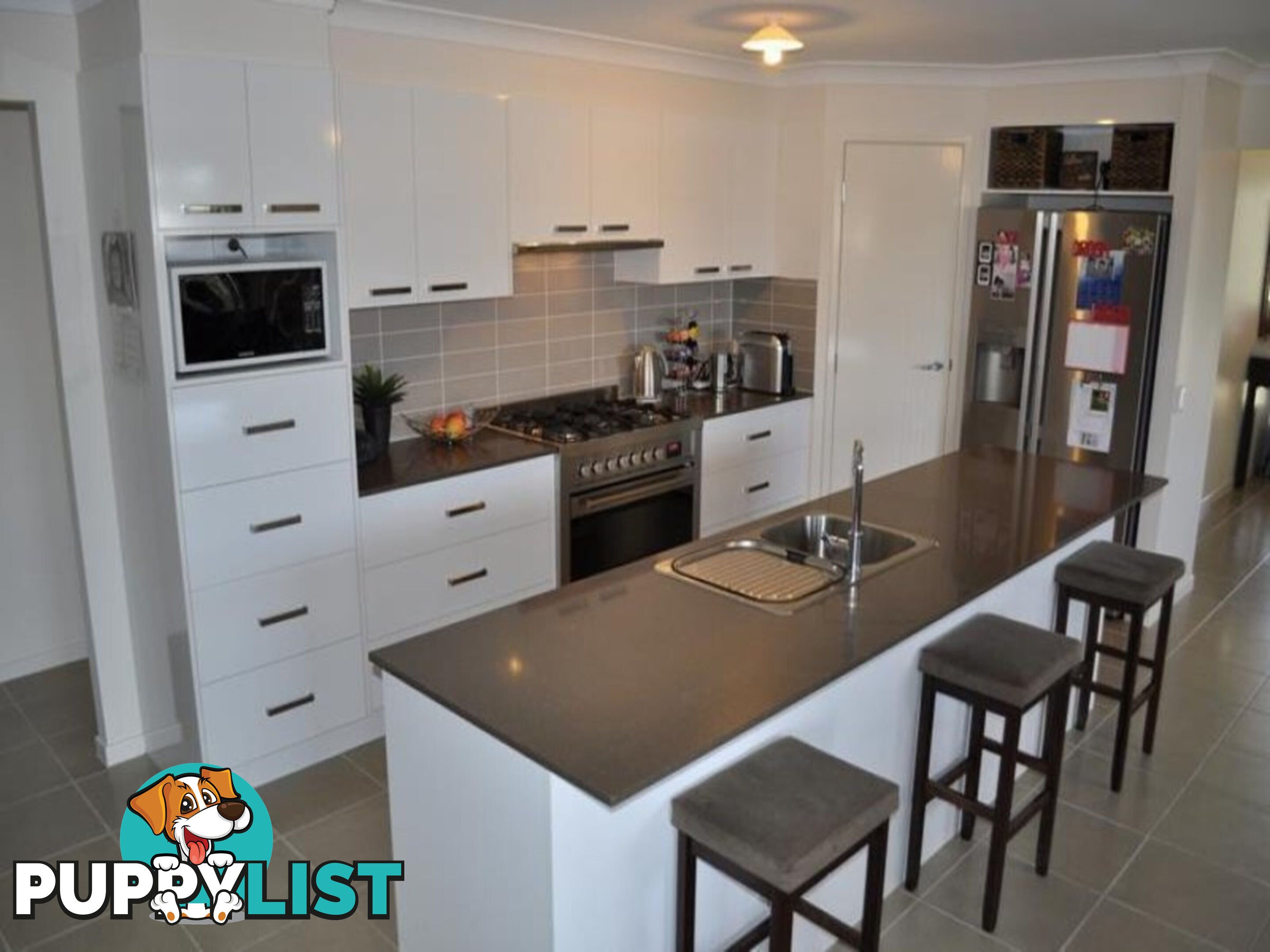 6 Gardner Place SILKSTONE QLD 4304