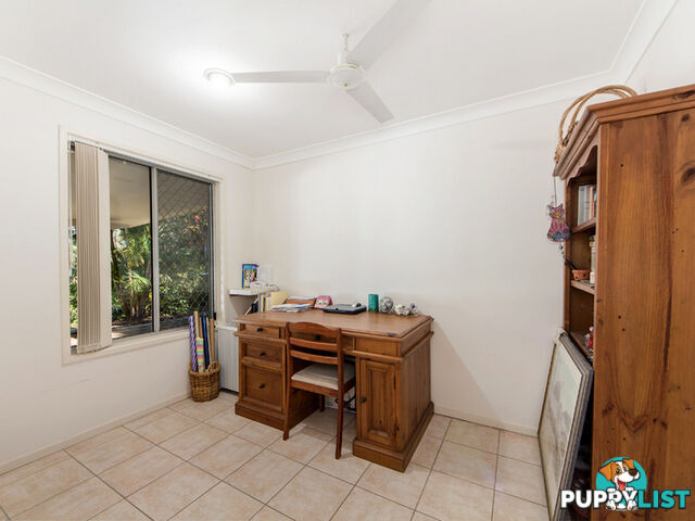 18 Hallett Avenue Camira QLD 4300
