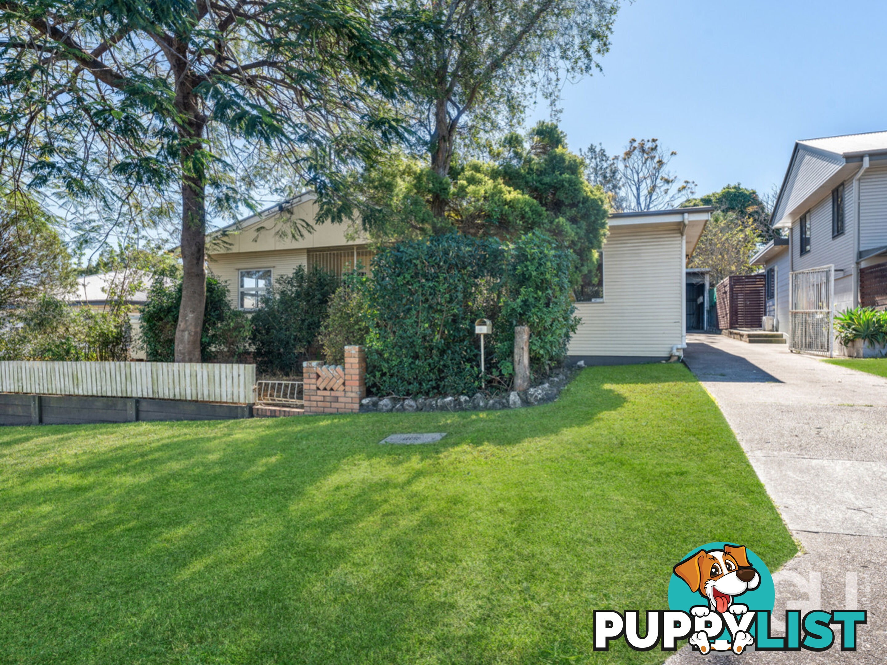 8 Trumpy Street Silkstone QLD 4304