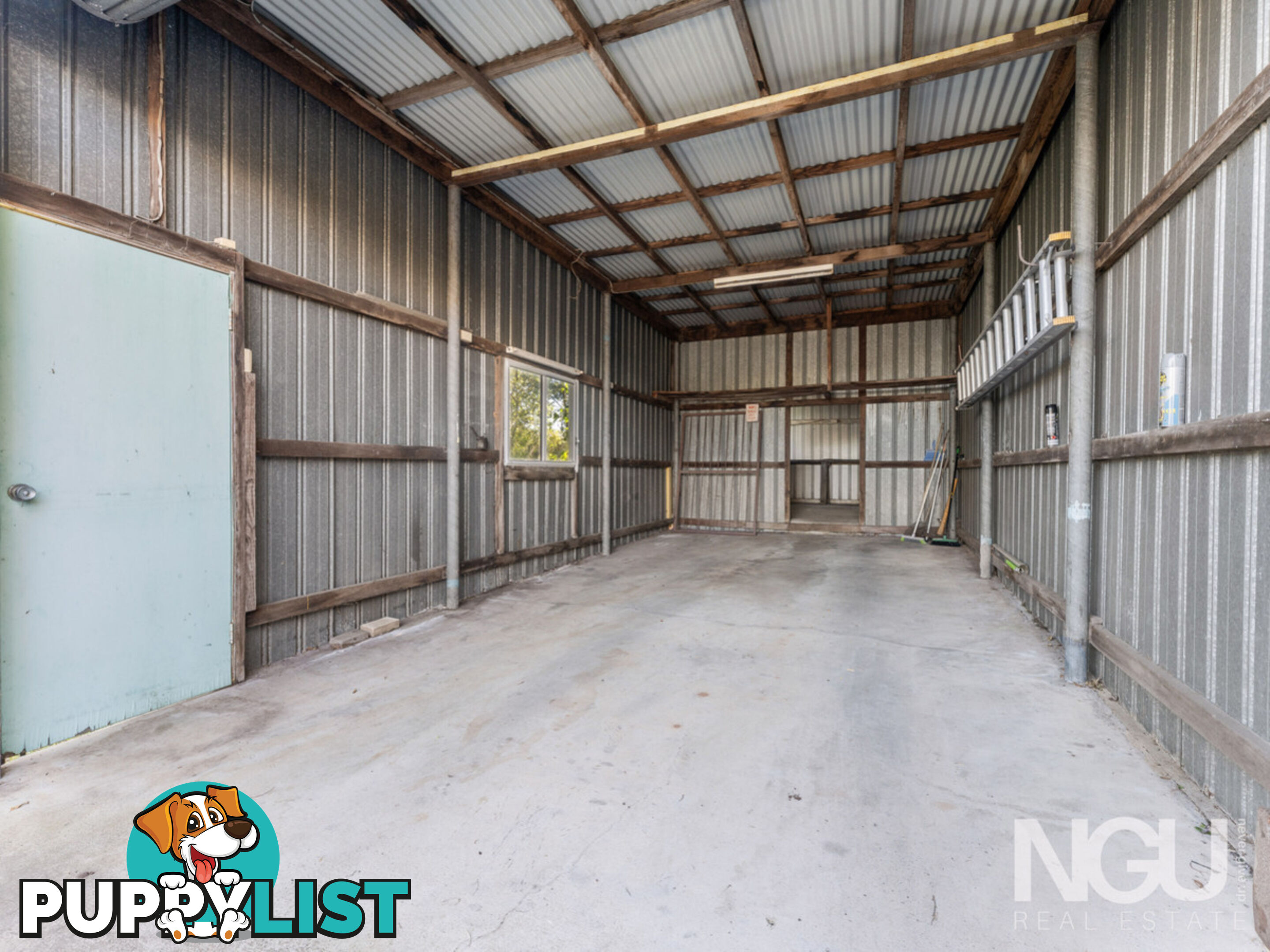 8 Trumpy Street Silkstone QLD 4304
