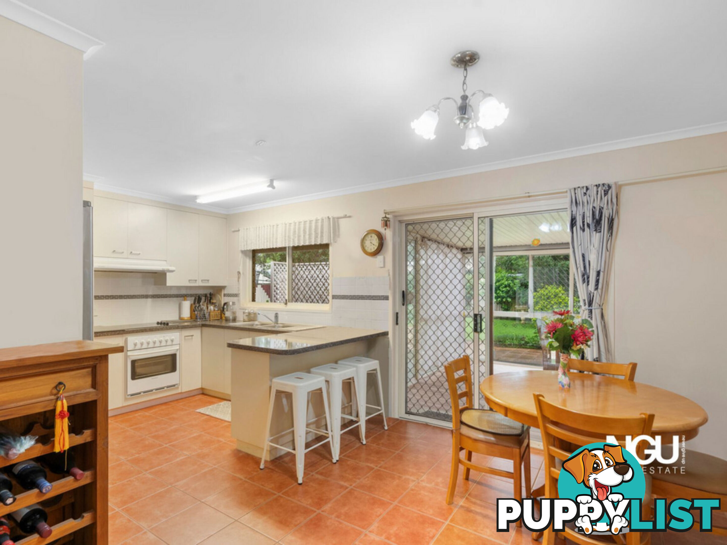 4 Jocelyn Court Raceview QLD 4305