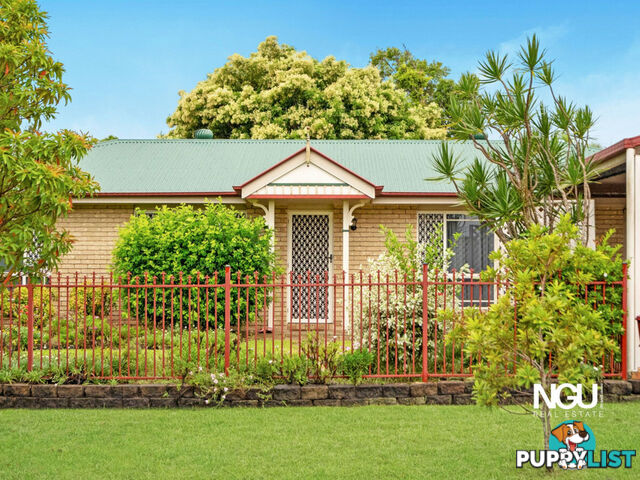 4 Jocelyn Court Raceview QLD 4305