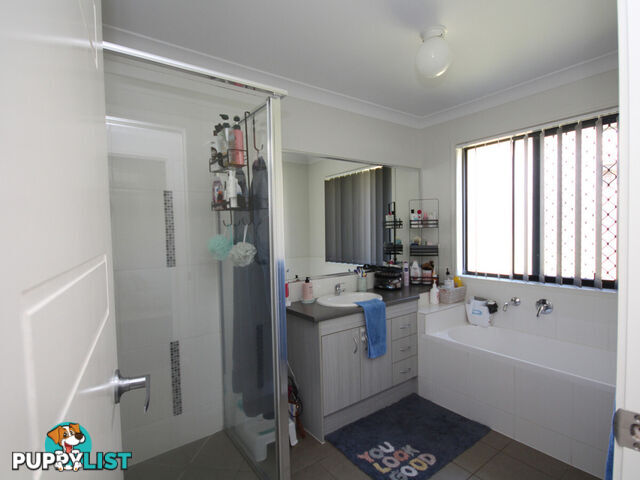 1A Oakwood Place Chuwar QLD 4306