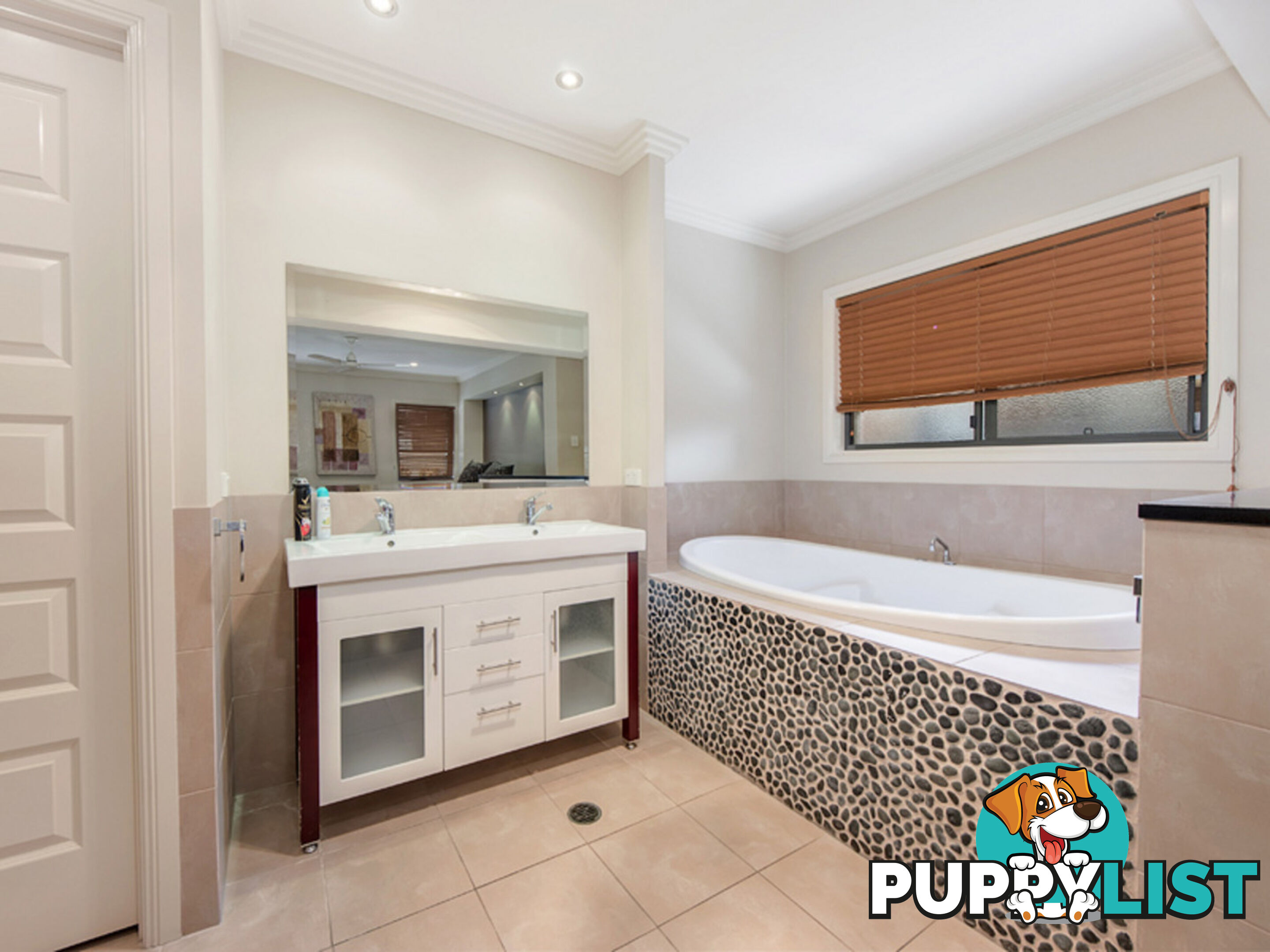 85 Heritage Drive BRASSALL QLD 4305