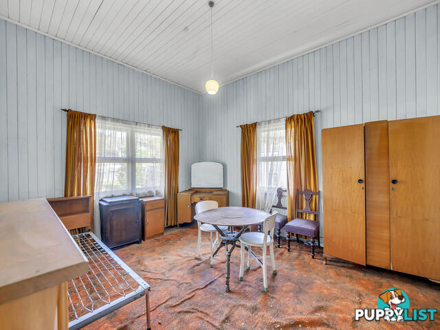 8 Brisbane Road East Ipswich QLD 4305