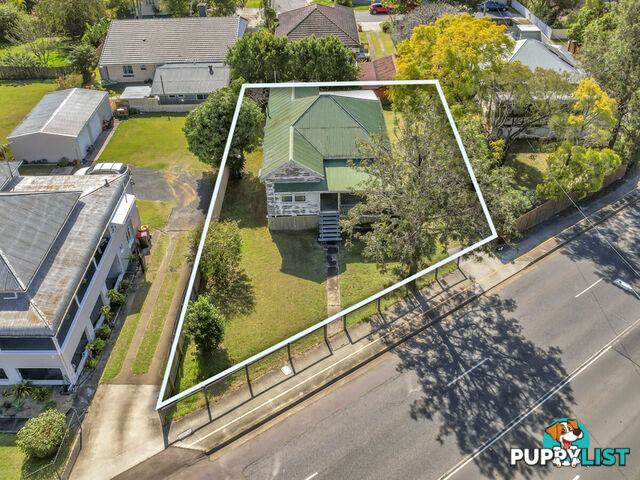 8 Brisbane Road East Ipswich QLD 4305