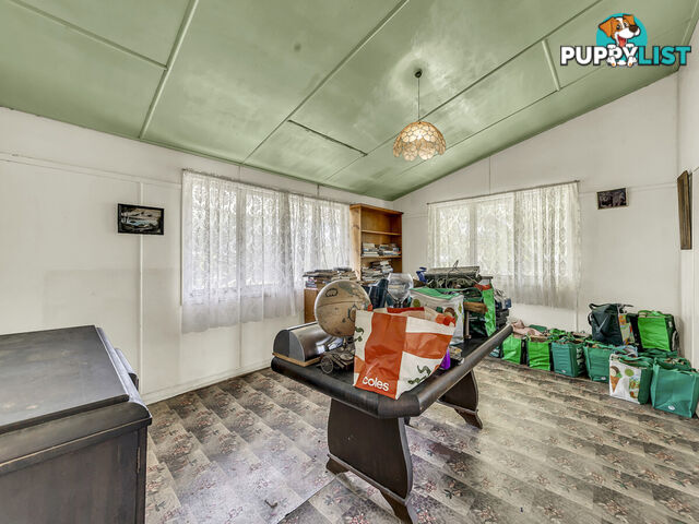 8 Brisbane Road East Ipswich QLD 4305