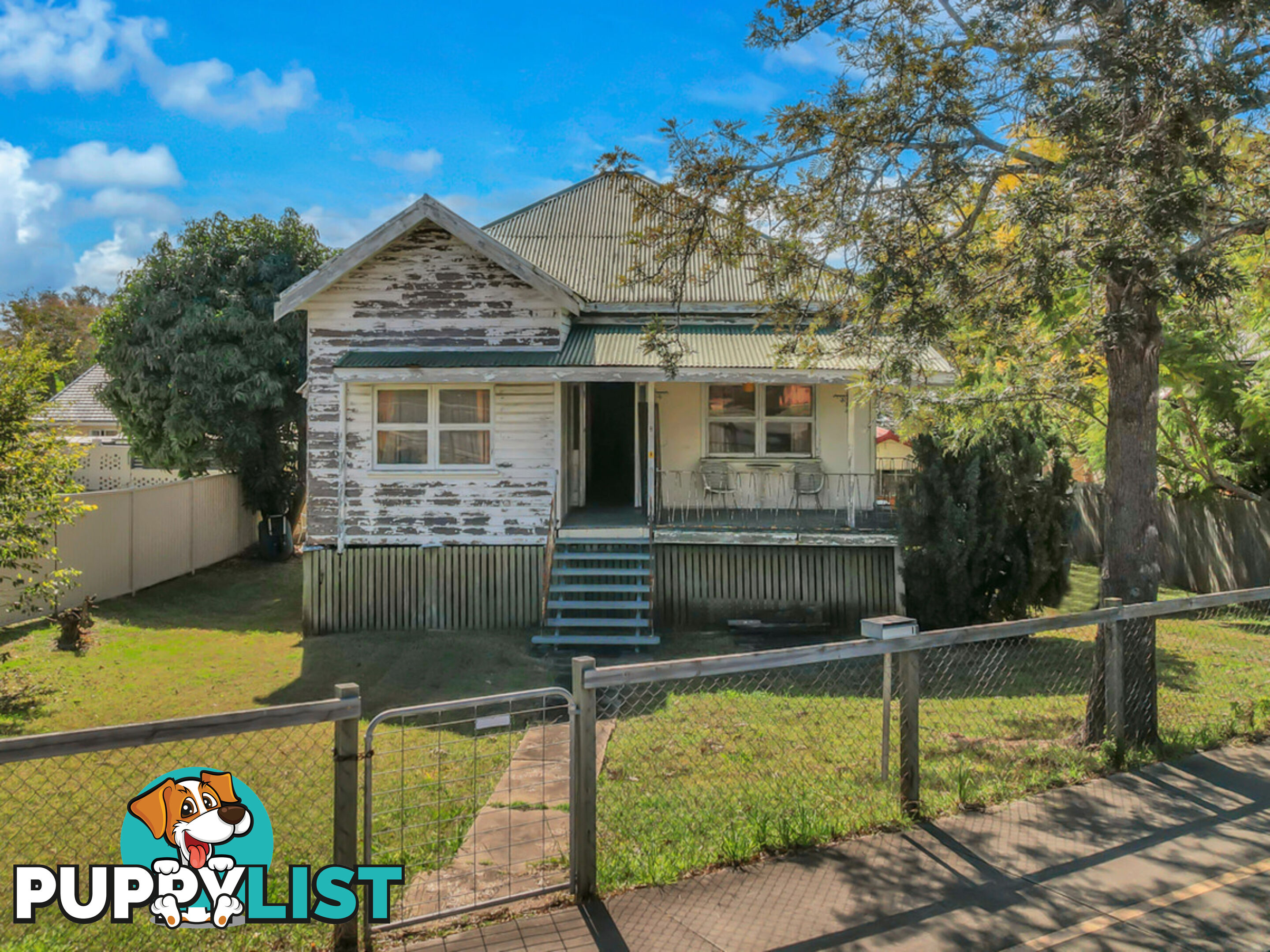 8 Brisbane Road East Ipswich QLD 4305