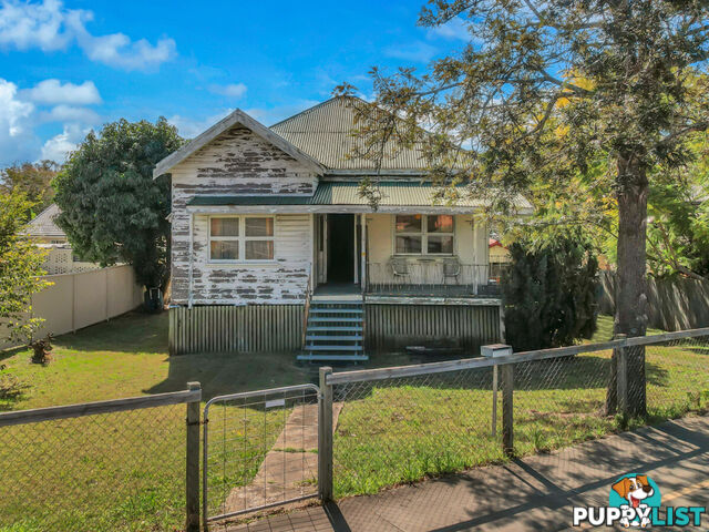 8 Brisbane Road East Ipswich QLD 4305
