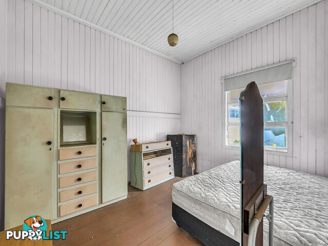 8 Brisbane Road East Ipswich QLD 4305