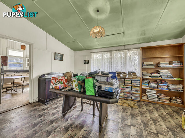 8 Brisbane Road East Ipswich QLD 4305