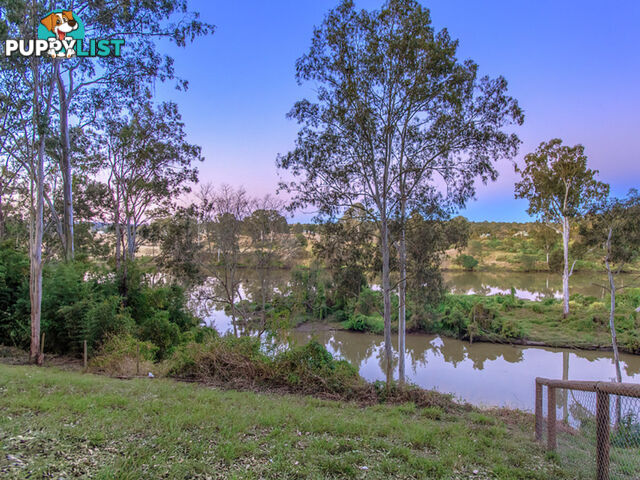 76 Leichhardt Crescent Barellan Point QLD 4306