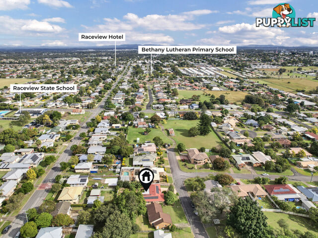 15 Kingston Way Raceview QLD 4305