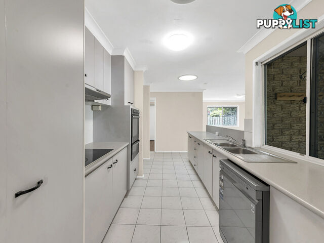 15 Kingston Way Raceview QLD 4305