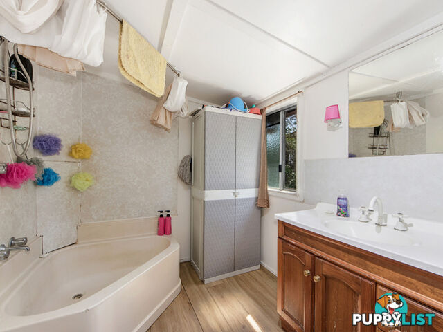 13 Mary Street Bundamba QLD 4304