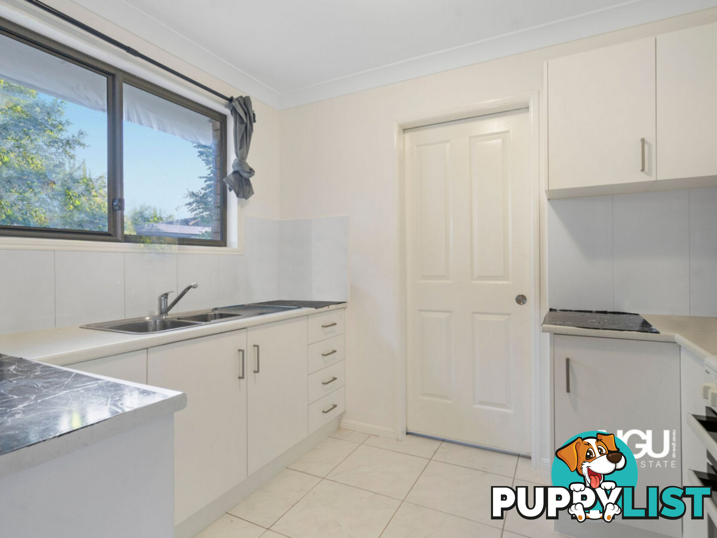 79 David Street North Booval QLD 4304