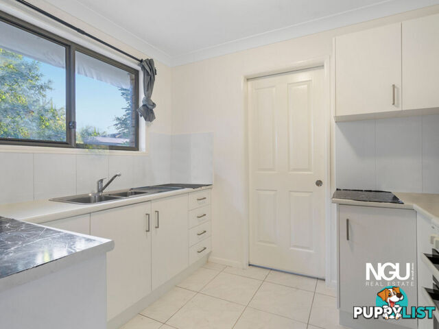 79 David Street North Booval QLD 4304