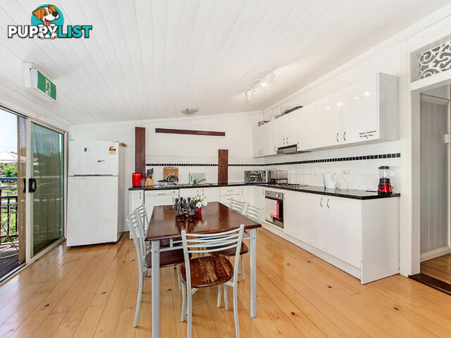 1 2 Railway Street EBBW VALE QLD 4304