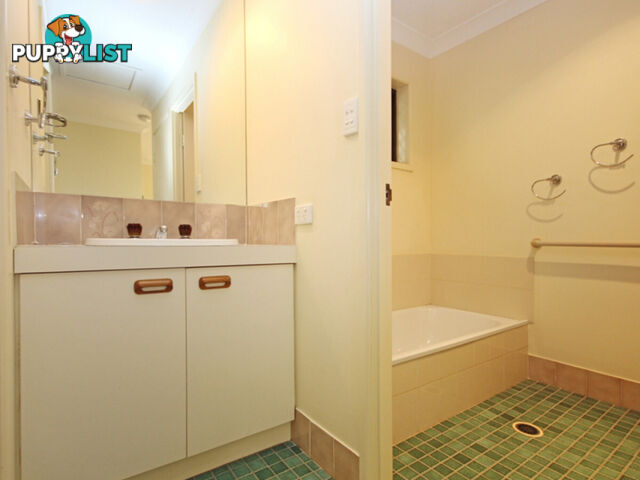 21 Connors Street North Ipswich QLD 4305