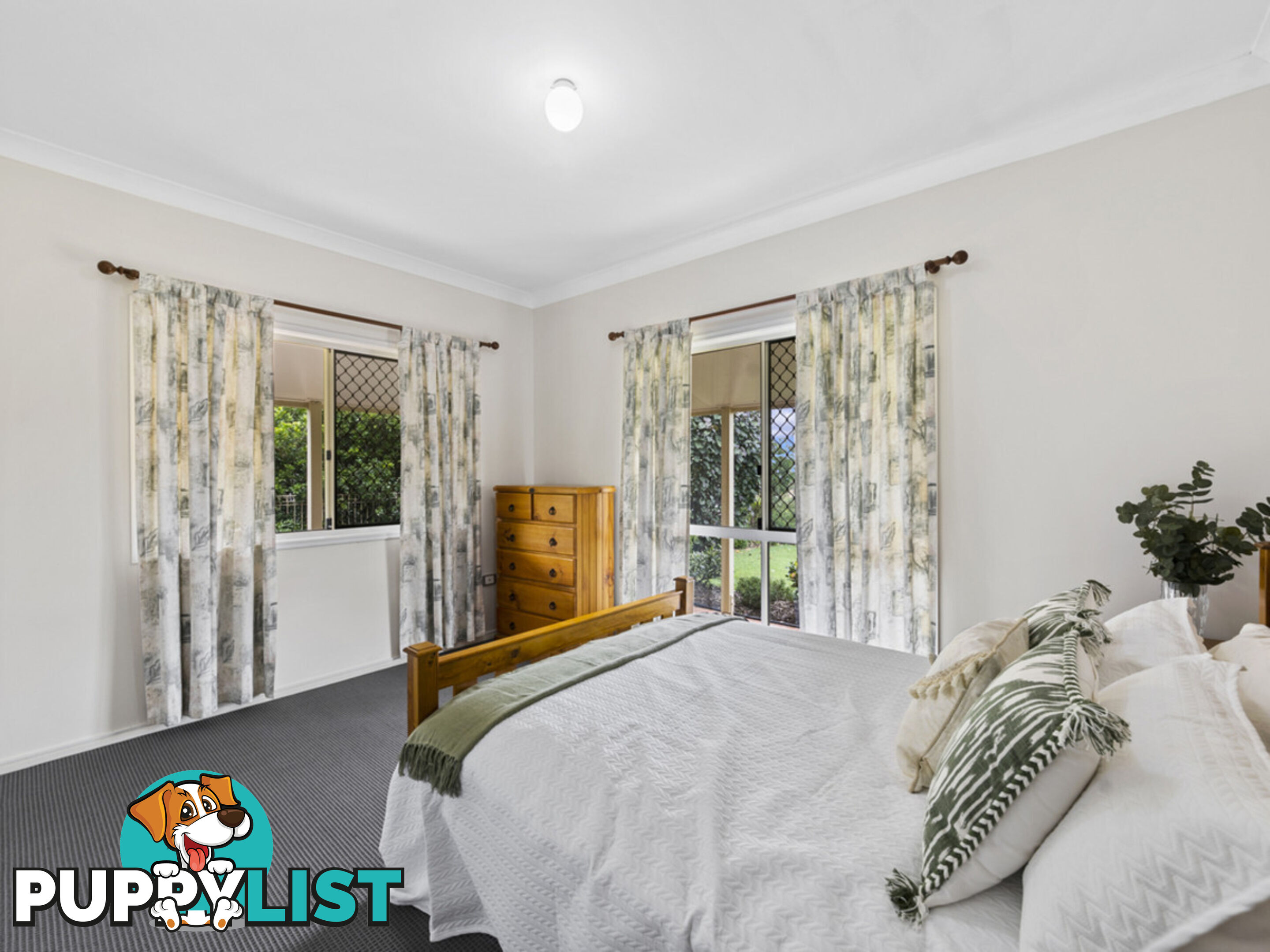 15 Willaroo Close Flinders View QLD 4305