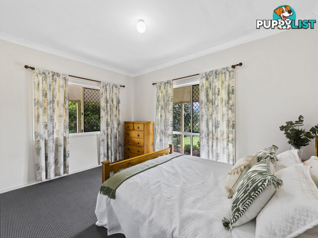15 Willaroo Close Flinders View QLD 4305