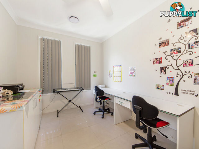 31 Pine Street Flinders View QLD 4305