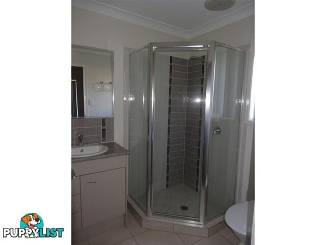 104 Honeywood Drive FERNVALE QLD 4306