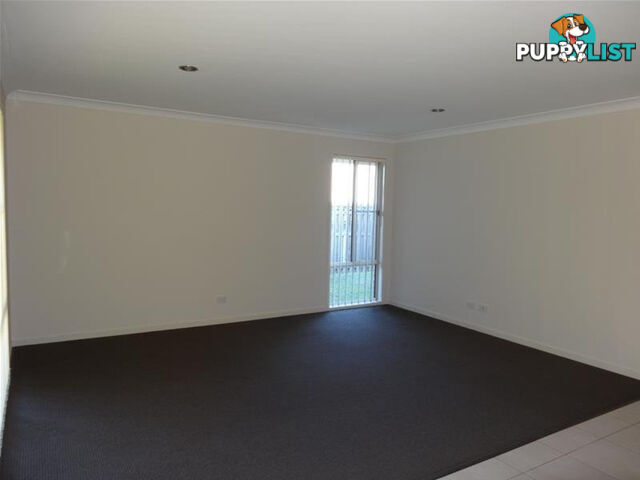 104 Honeywood Drive FERNVALE QLD 4306