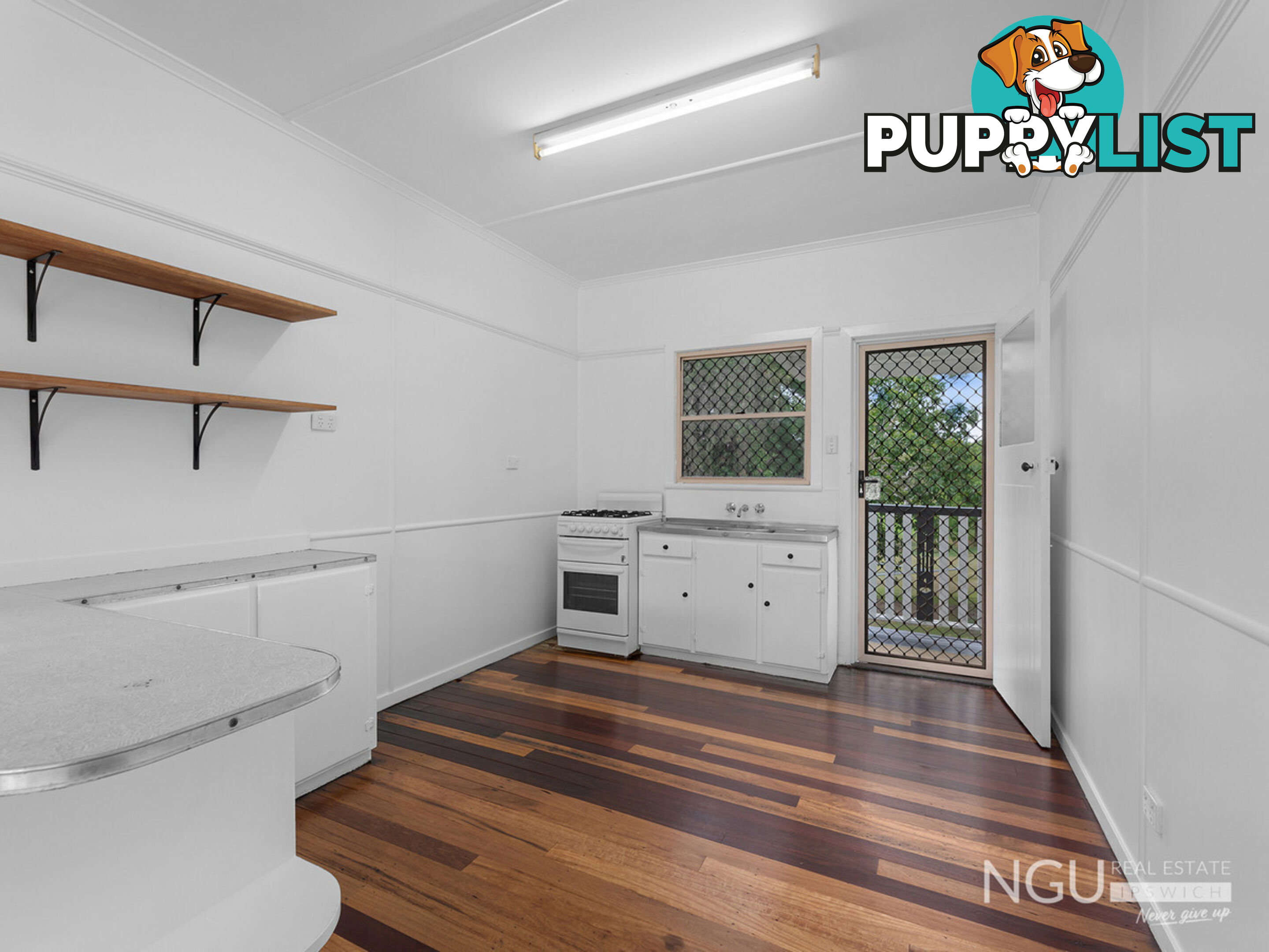 11 Soudan Street North Booval QLD 4304