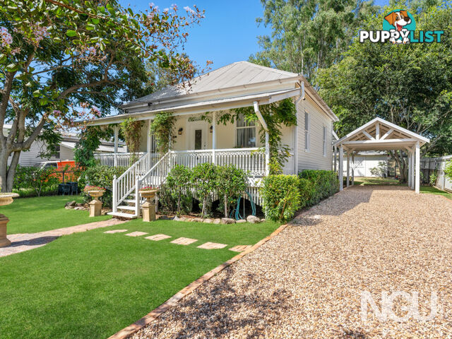 16 Bergins Hill Road Bundamba QLD 4304