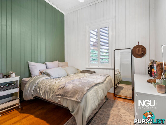 1 Law Street Bundamba QLD 4304