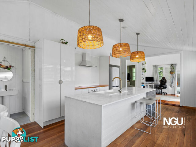 1 Law Street Bundamba QLD 4304