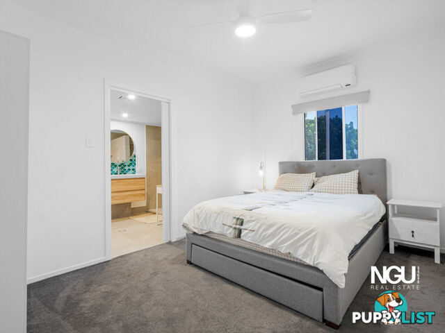 10 Stanley Street North Booval QLD 4304