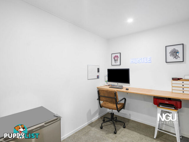 10 Stanley Street North Booval QLD 4304