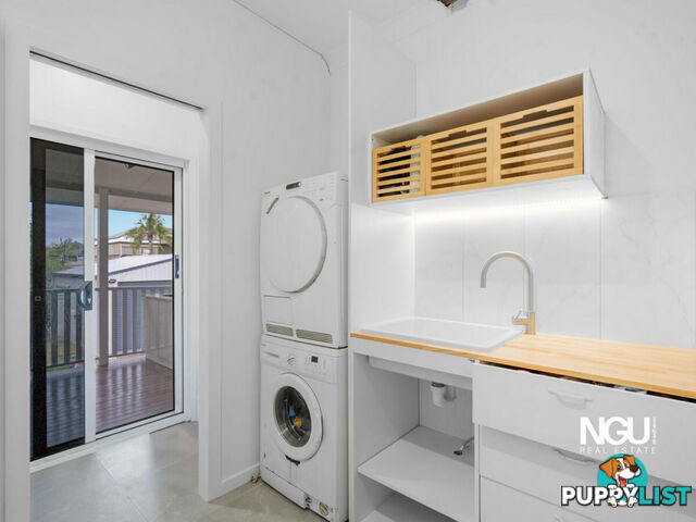 10 Stanley Street North Booval QLD 4304
