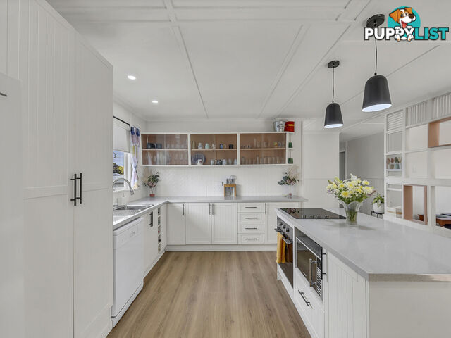 18 Edwards Street Eastern Heights QLD 4305