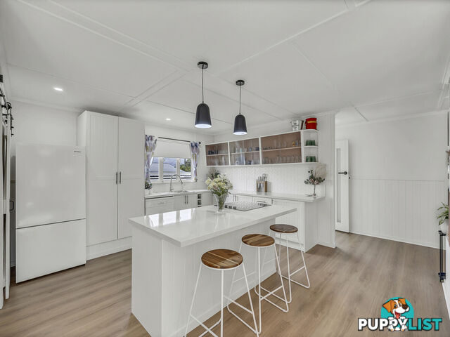 18 Edwards Street Eastern Heights QLD 4305