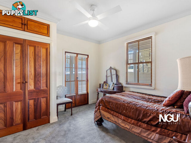 34 Lusitania Street Newtown QLD 4305