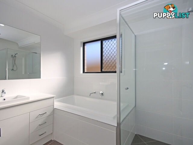 6 Azalea Circuit Deebing Heights QLD 4306