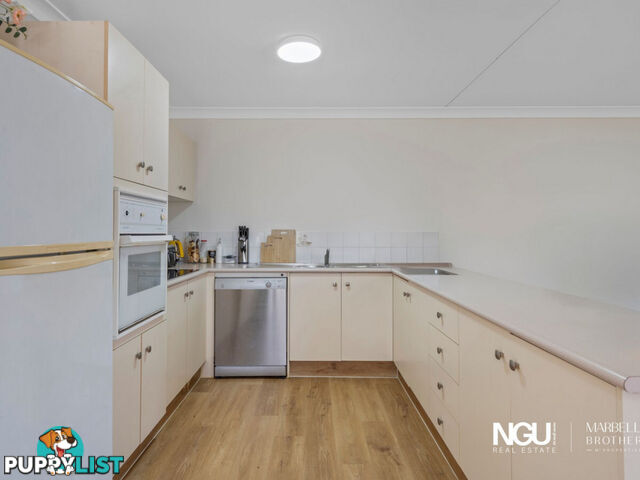 1 40 Cambridge Street Silkstone QLD 4304
